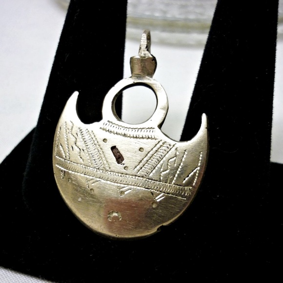 Vintage Moroccan Silver Pendant - Picture 1 of 5